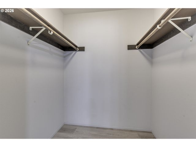 15765 Sw HIGHLAND Ct, Portland, OR 97224