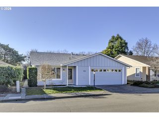 15765 Sw HIGHLAND Ct, Portland, OR 97224