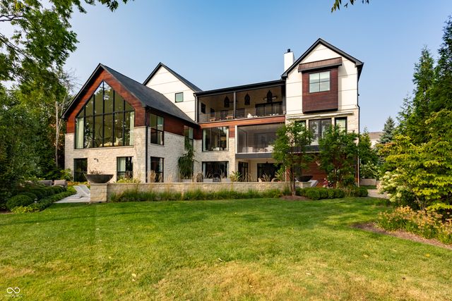 15519 Hidden Oaks Lane, Carmel, IN 46033