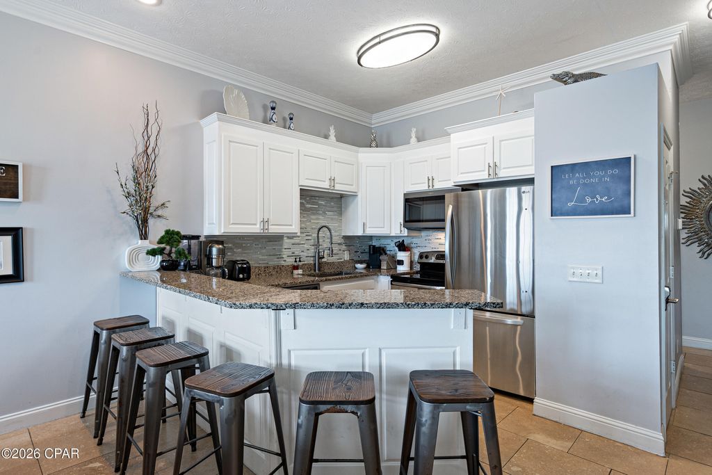 Image 8 of property listing at 17878 Front Beach Road 2, Panama City Beach, FL 32413