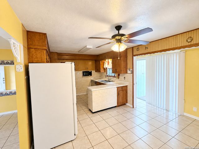 7931 RIMFIRE DR, San Antonio, TX 78227