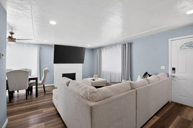 24 Amesti Road, Watsonville, CA 95076