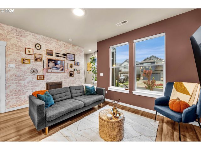 7227 S 11TH St, Ridgefield, WA 98642