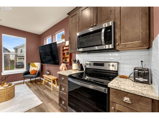 7227 S 11TH St, Ridgefield, WA 98642