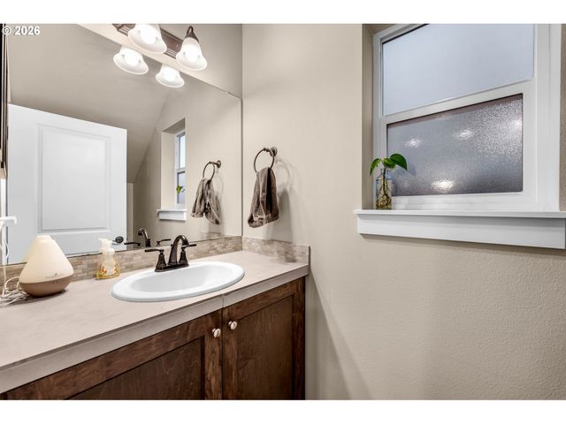 7227 S 11TH St, Ridgefield, WA 98642