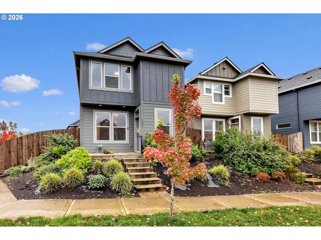 7227 S 11TH St, Ridgefield, WA 98642