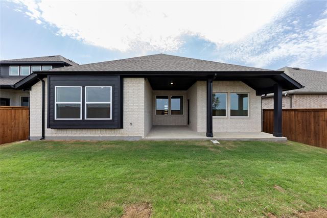 14478 Lovelace Street, Pilot Point, TX 76258