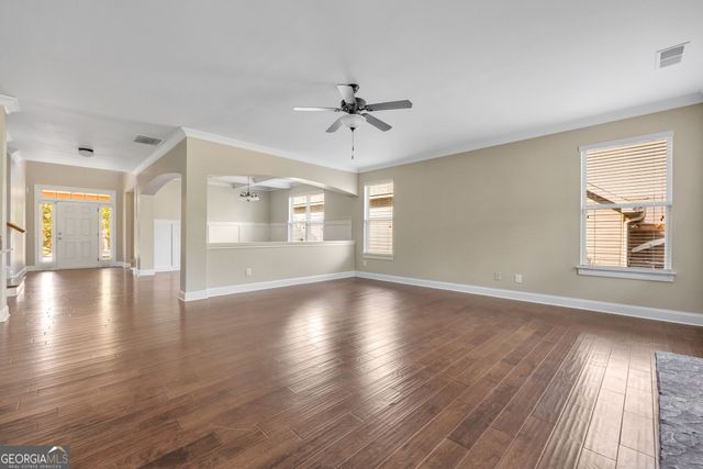910 Southfork Drive, Loganville, GA 30052