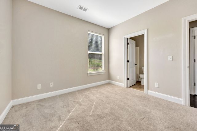 910 Southfork Drive, Loganville, GA 30052