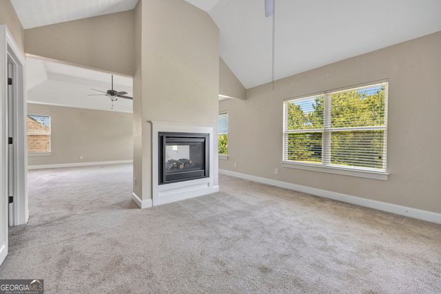 910 Southfork Drive, Loganville, GA 30052