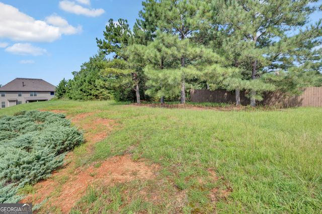 910 Southfork Drive, Loganville, GA 30052