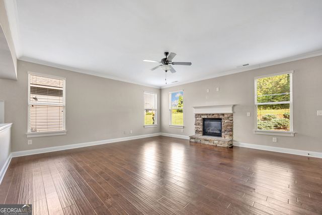 910 Southfork Drive, Loganville, GA 30052