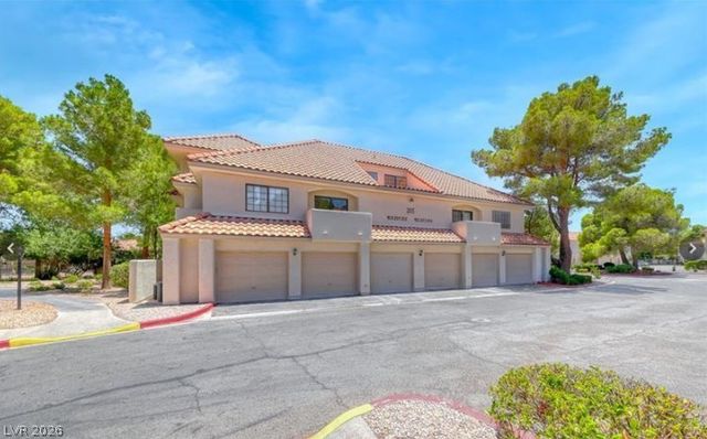 2605 South Durango Drive 202, Las Vegas, NV 89117