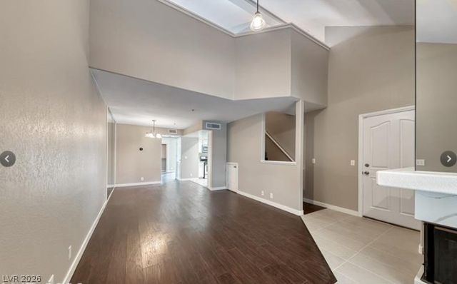 2605 South Durango Drive 202, Las Vegas, NV 89117