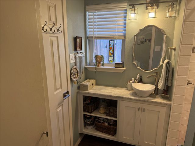 3204 NE 10th Street, Mineral Wells, TX 76067