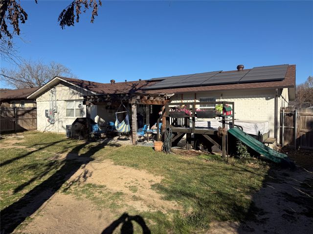 3204 NE 10th Street, Mineral Wells, TX 76067