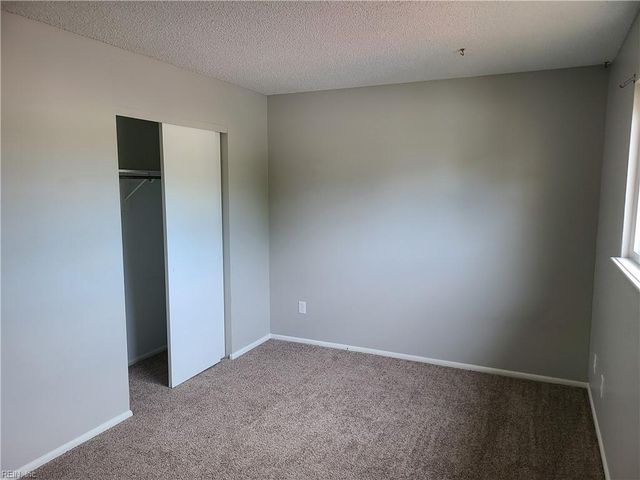 3505 Mountain DR, Virginia Beach, VA 23453