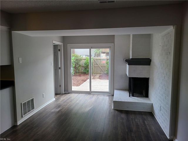 3505 Mountain DR, Virginia Beach, VA 23453