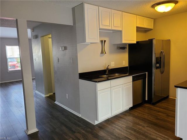 3505 Mountain DR, Virginia Beach, VA 23453