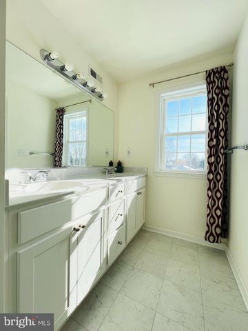 20 LIPPITT RD, Honey Brook, PA 19344