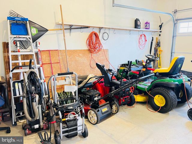 20 LIPPITT RD, Honey Brook, PA 19344