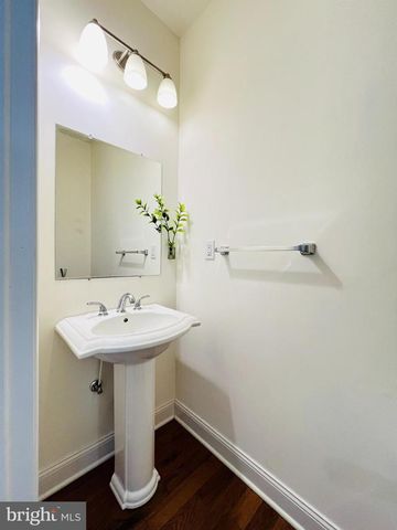 20 LIPPITT RD, Honey Brook, PA 19344