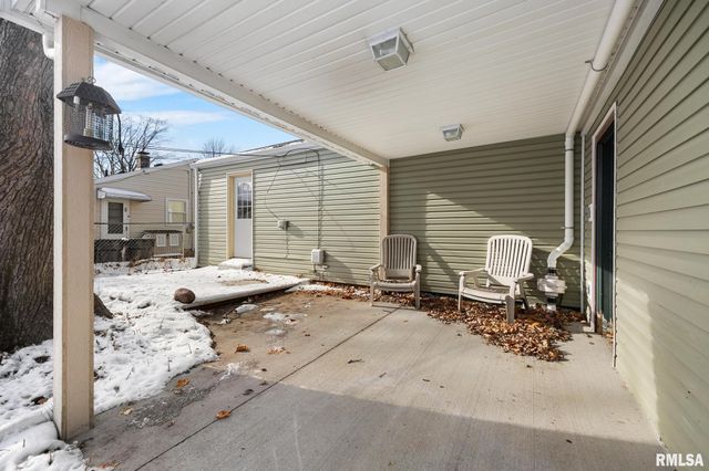 1418 N 12TH Street, Pekin, IL 61554