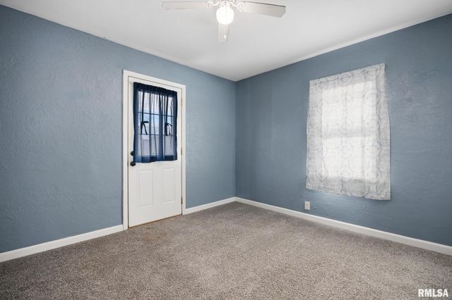 1418 N 12TH Street, Pekin, IL 61554