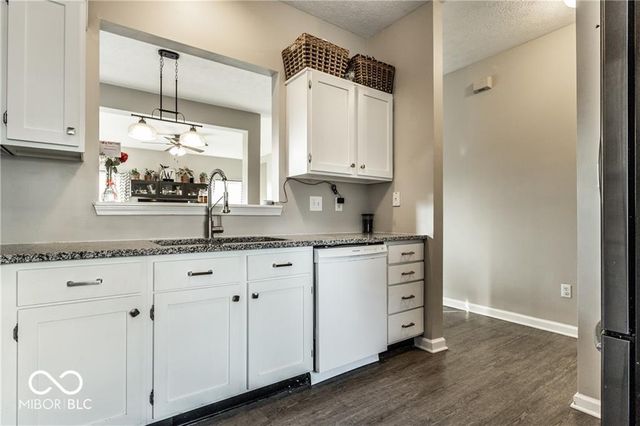 9977 Worthington Boulevard, Fishers, IN 46038