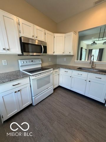 9977 Worthington Boulevard, Fishers, IN 46038
