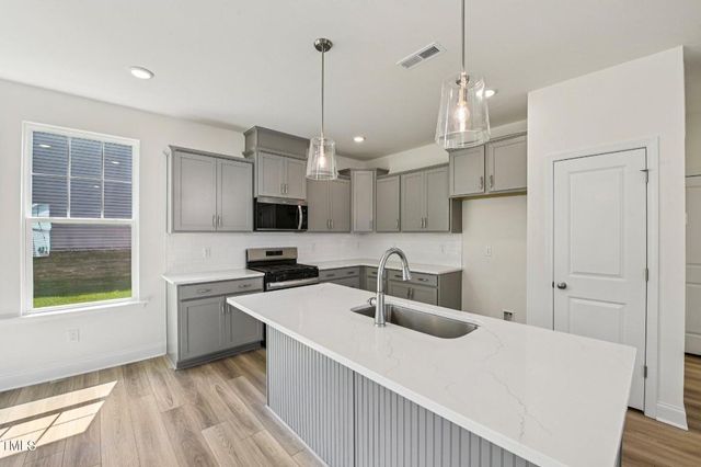 542 Winding Crk Drive, Lillington, NC 27546