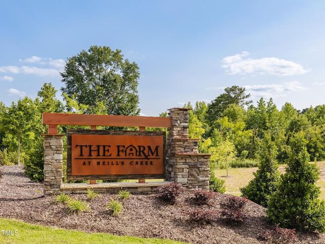 542 Winding Crk Drive, Lillington, NC 27546