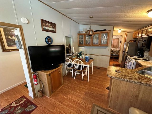 108 Meadowview Circle, New London, NC 28127