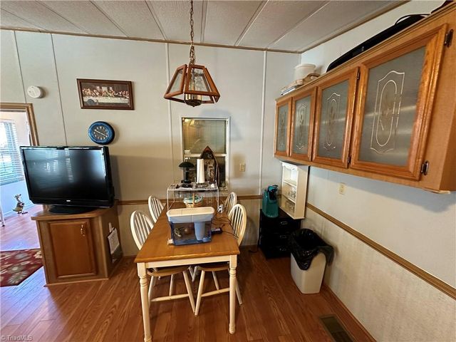 108 Meadowview Circle, New London, NC 28127