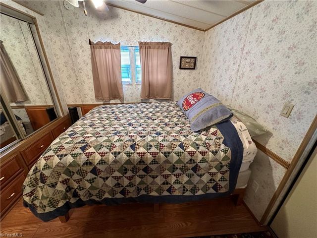 108 Meadowview Circle, New London, NC 28127