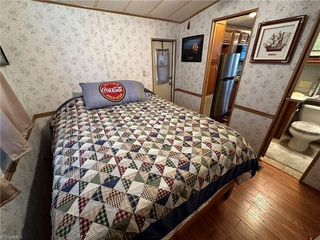 108 Meadowview Circle, New London, NC 28127