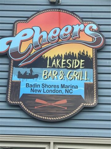 108 Meadowview Circle, New London, NC 28127