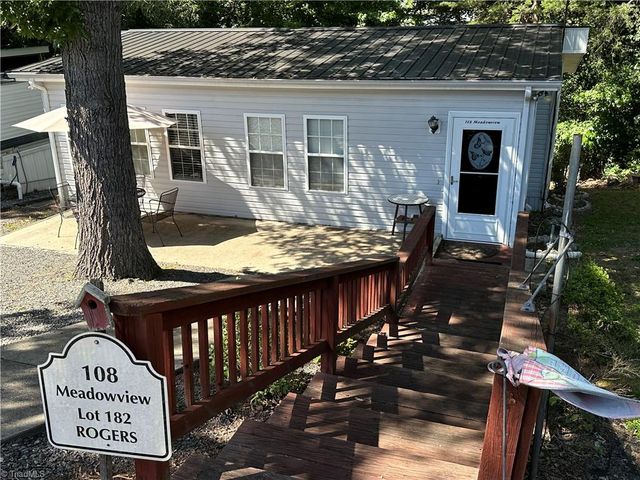 108 Meadowview Circle, New London, NC 28127