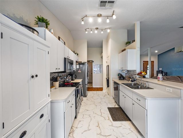 6724 CHERRY ROAD, Ocala, FL 34472