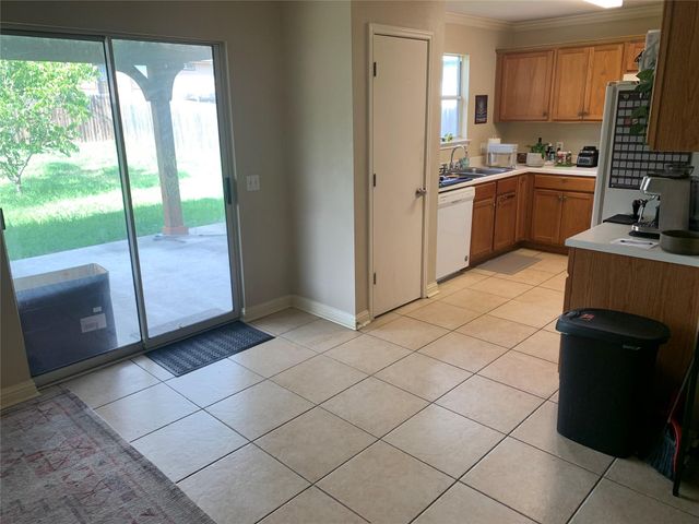 14904 Mossycup LN, Austin, TX 78724