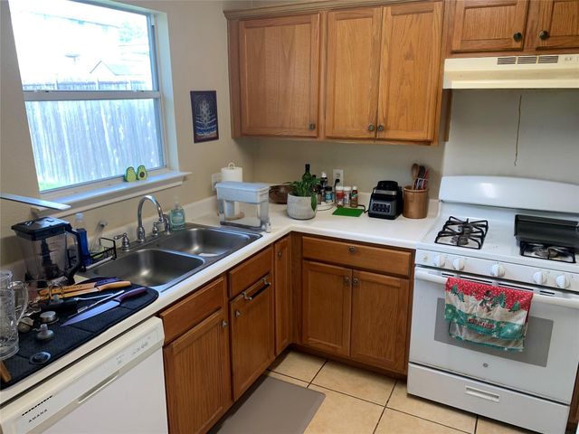 14904 Mossycup LN, Austin, TX 78724