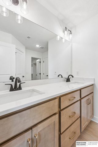 21433 Y Street, Elkhorn, NE 68022