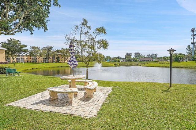 9780 Marina Boulevard 415, Boca Raton, FL 33428