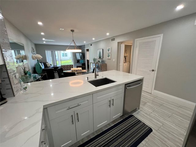 9780 Marina Boulevard 415, Boca Raton, FL 33428