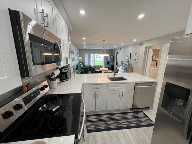 9780 Marina Boulevard 415, Boca Raton, FL 33428