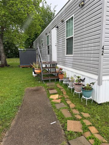 5100 Allen Genoa Road 42, Houston, TX 77504