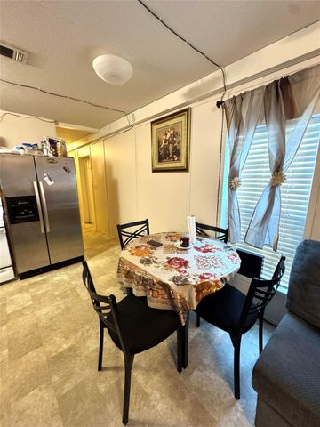 5100 Allen Genoa Road 42, Houston, TX 77504