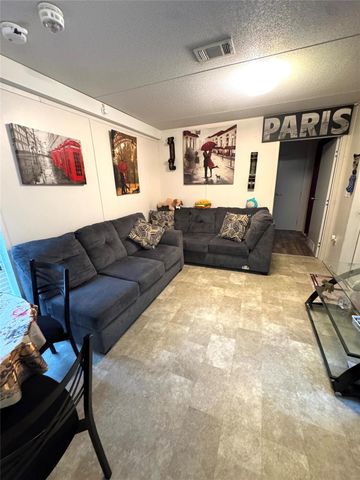 5100 Allen Genoa Road 42, Houston, TX 77504