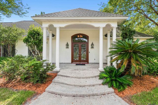 7580 Sage Meadow Dr, Denham Springs, LA 70726