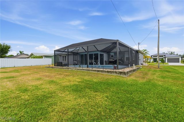 1212 SW 13th ST, Cape Coral, FL 33991